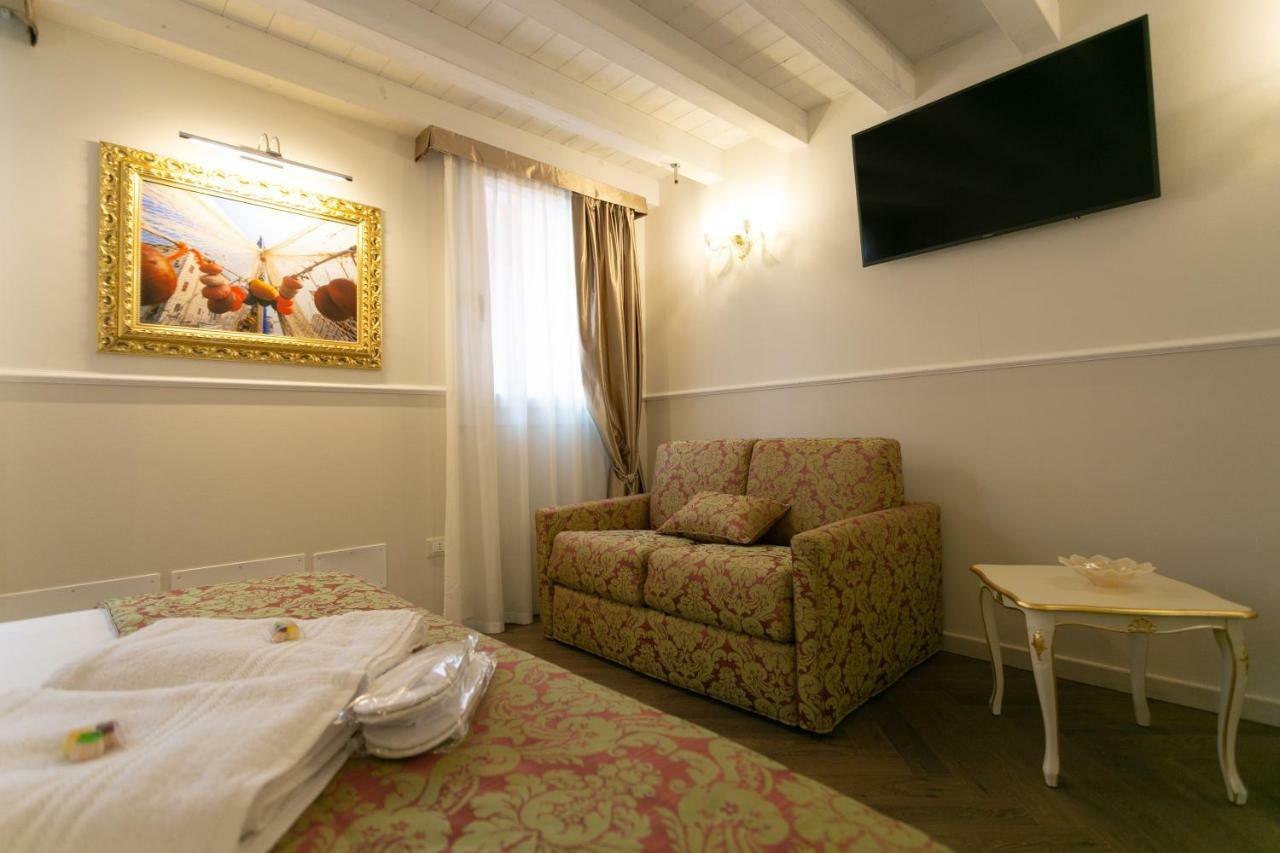 Ca' Vittoria Boutique House Apartsuite 基奥贾 外观 照片